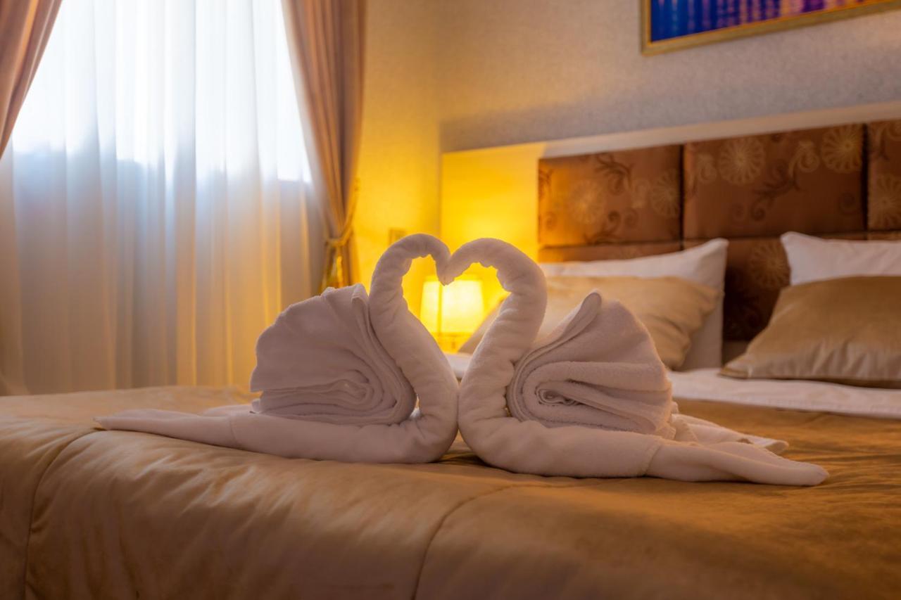 Golden Time Hotel Баку Экстерьер фото